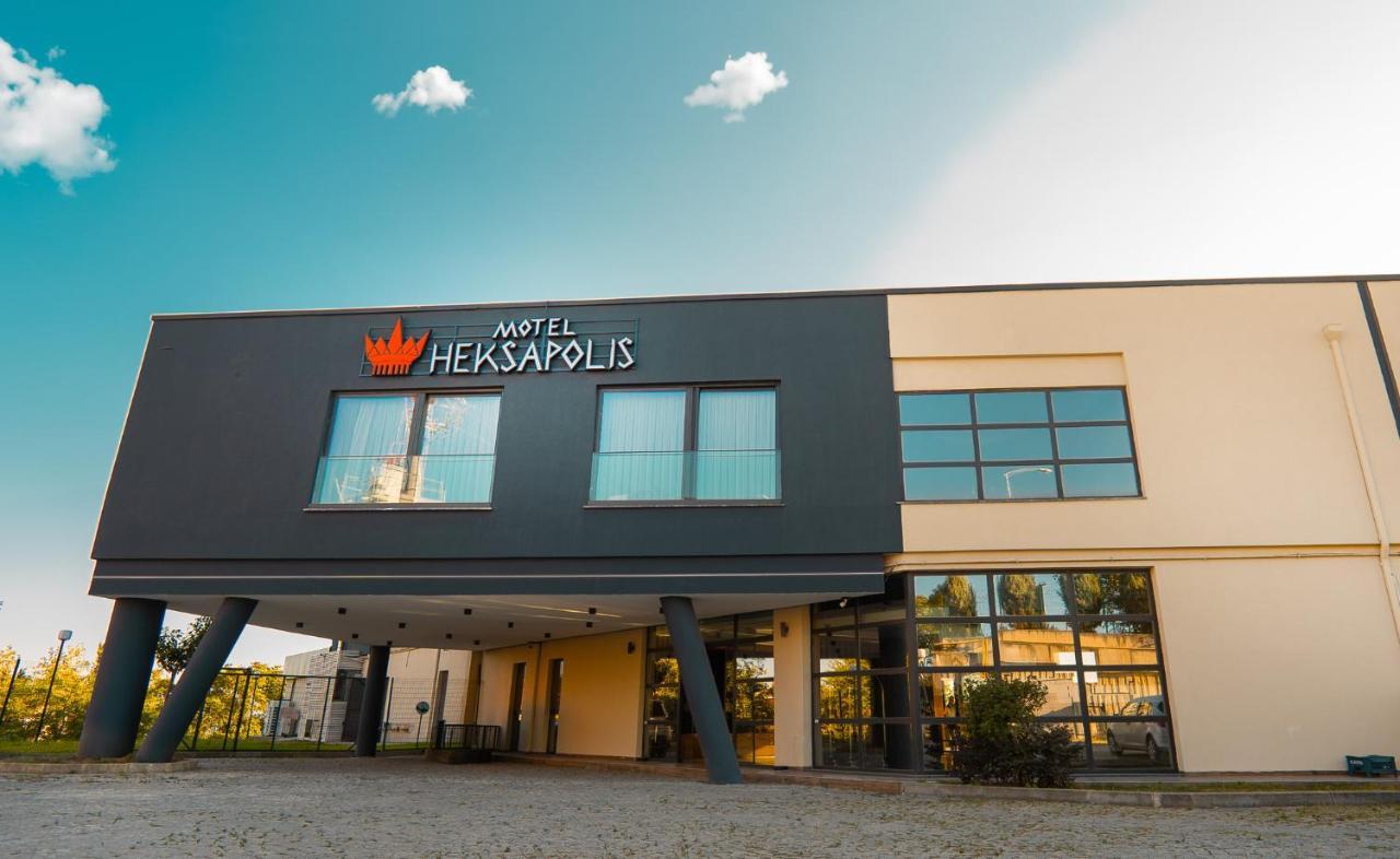 Motel Heksapolis Tavsancil Экстерьер фото